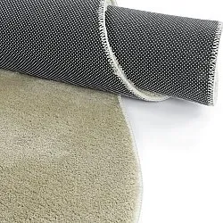Asymmetrisk Bølgete Ryeteppe - Aranga Super Soft Fur (lysegrønn)
