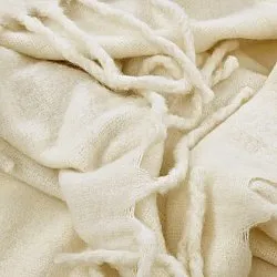 Pledd - Pledd i ullblanding - Samantha (offwhite)