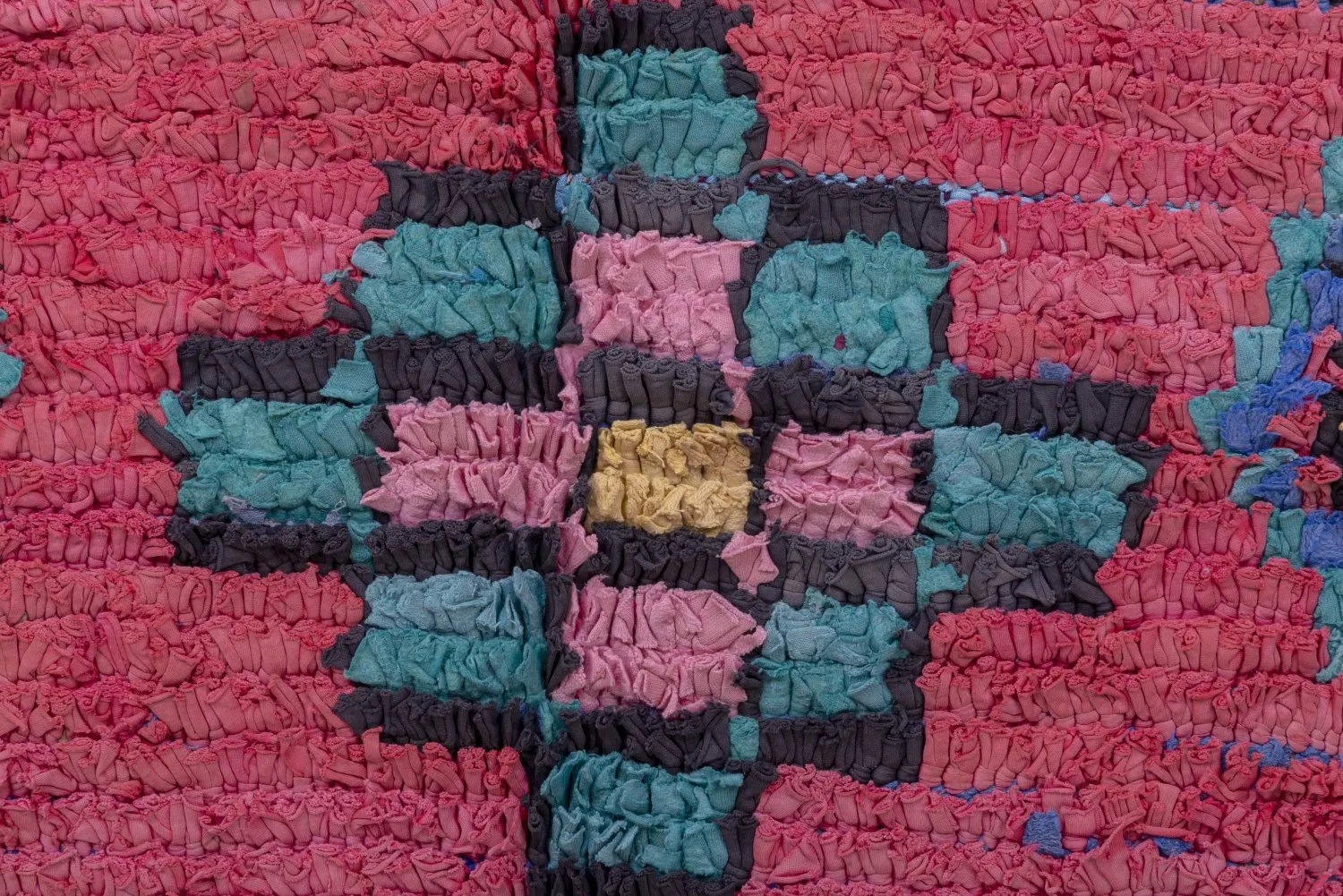 Marokkansk Boucherouite-teppe 225 x 135 cm
