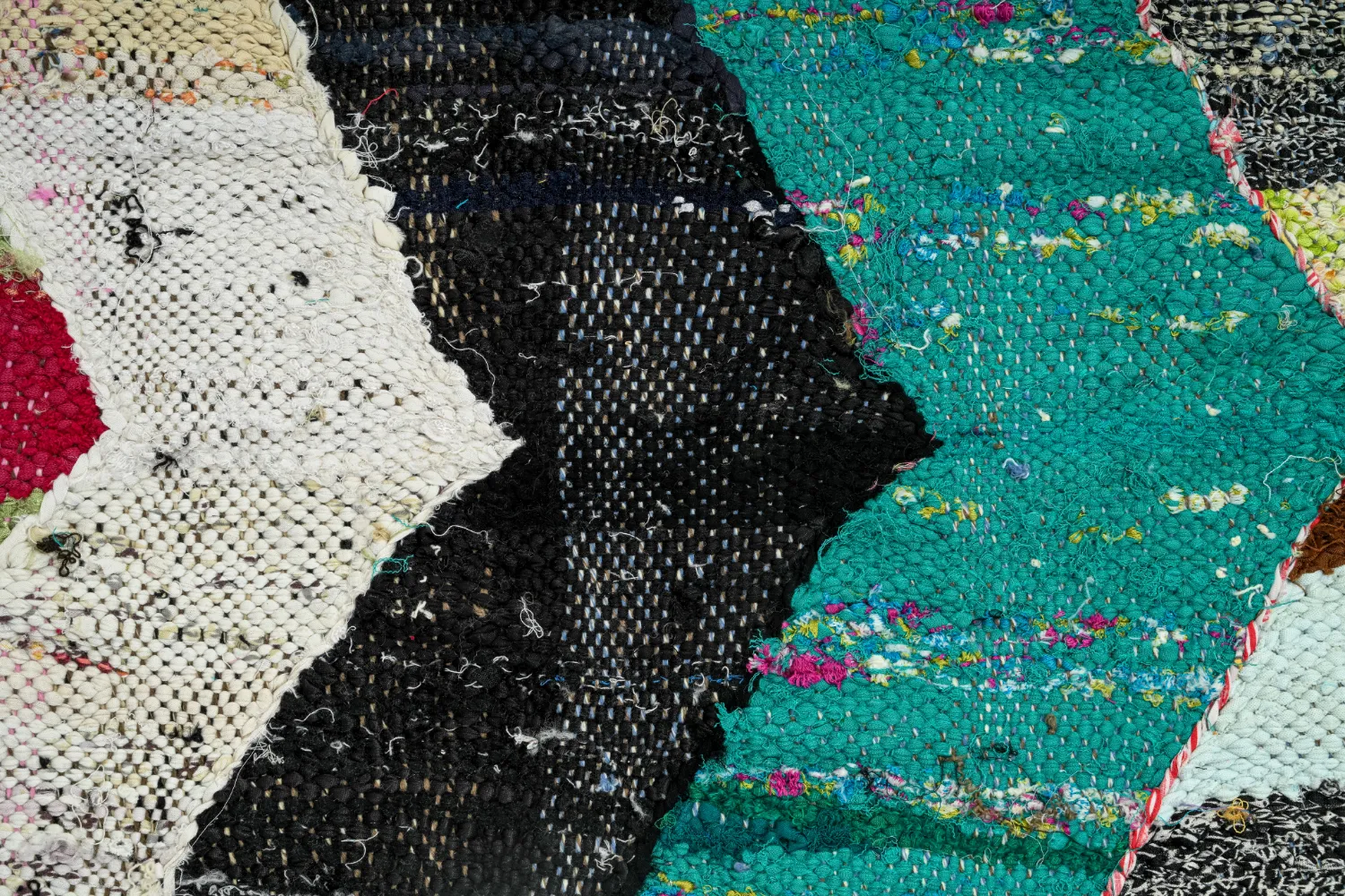 Marokkansk Boucherouite-teppe 140 x 265 cm