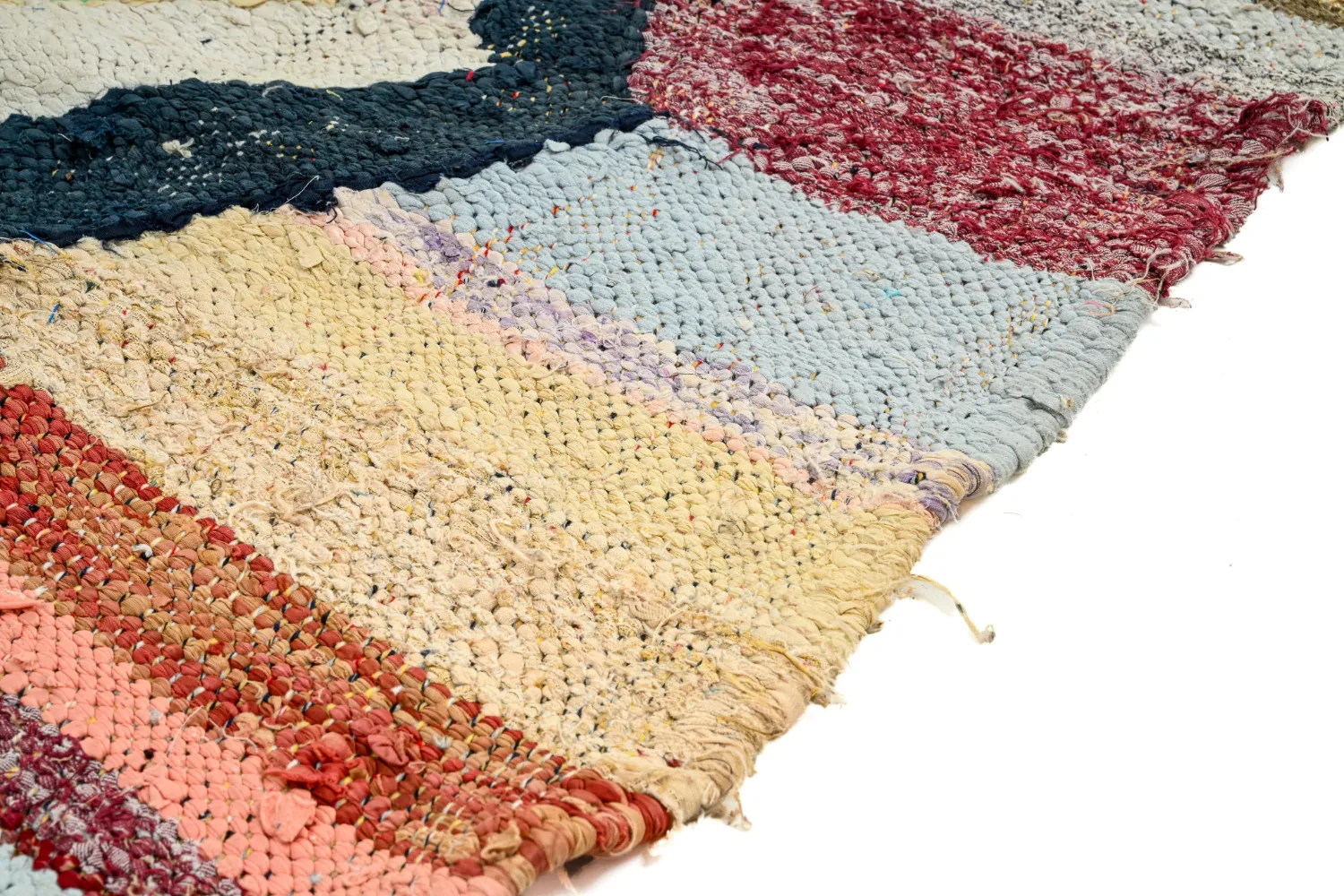 Marokkansk Boucherouite-teppe 135 x 215 cm