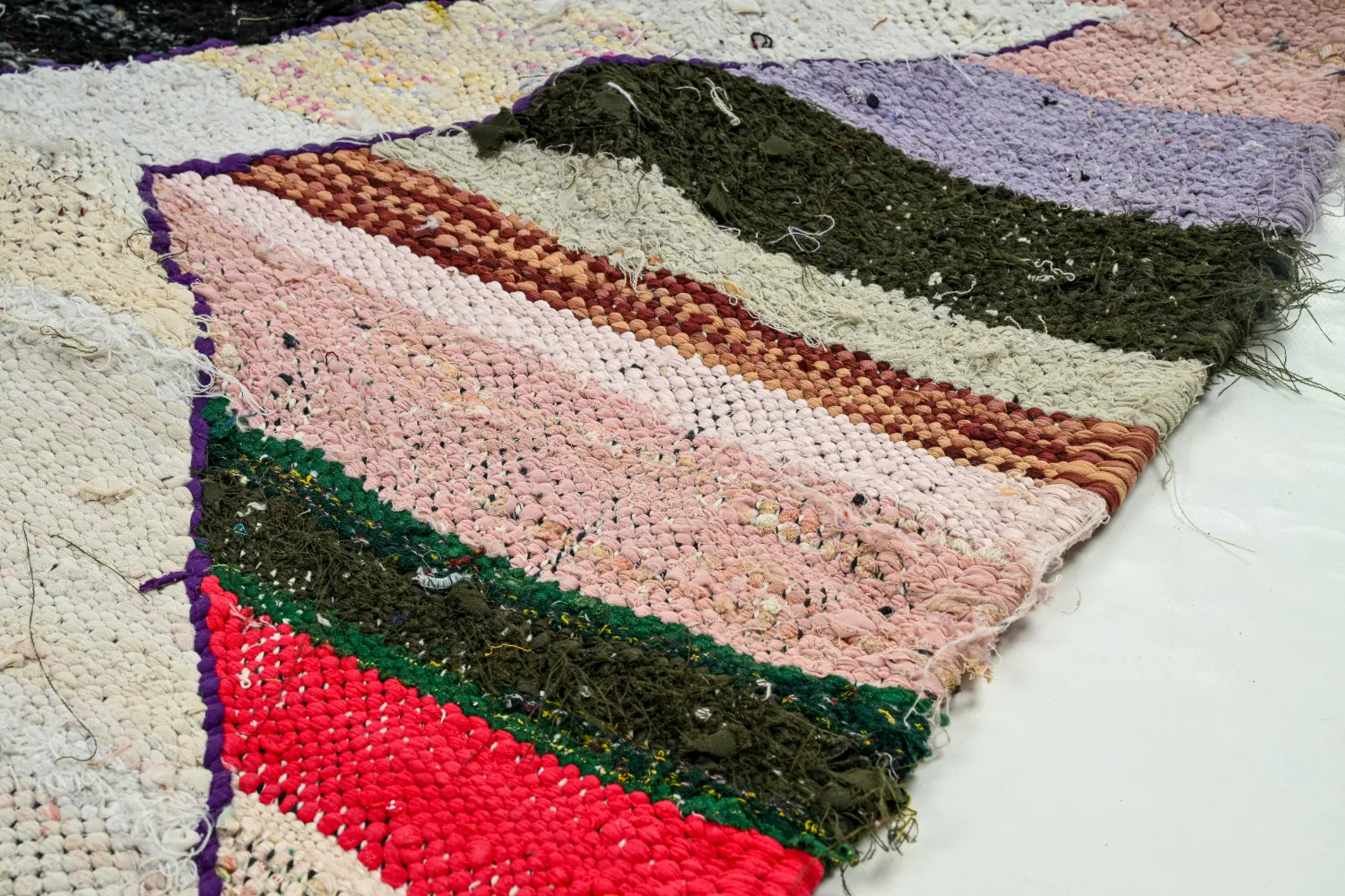 Marokkansk Boucherouite-teppe 125 x 230 cm