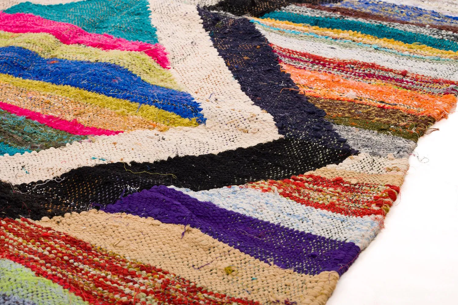 Marokkansk Boucherouite-teppe 135 x 245 cm