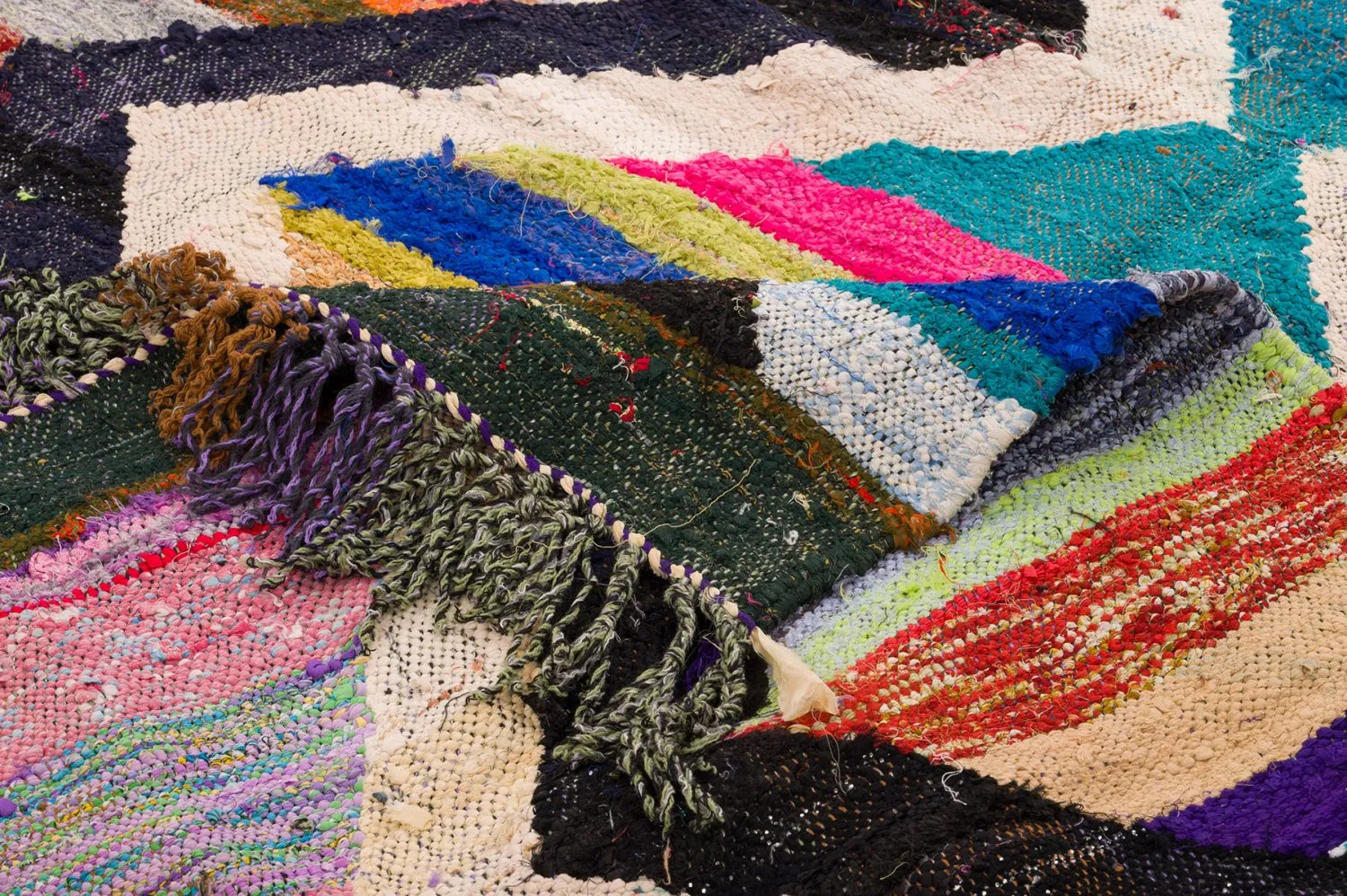 Marokkansk Boucherouite-teppe 135 x 245 cm