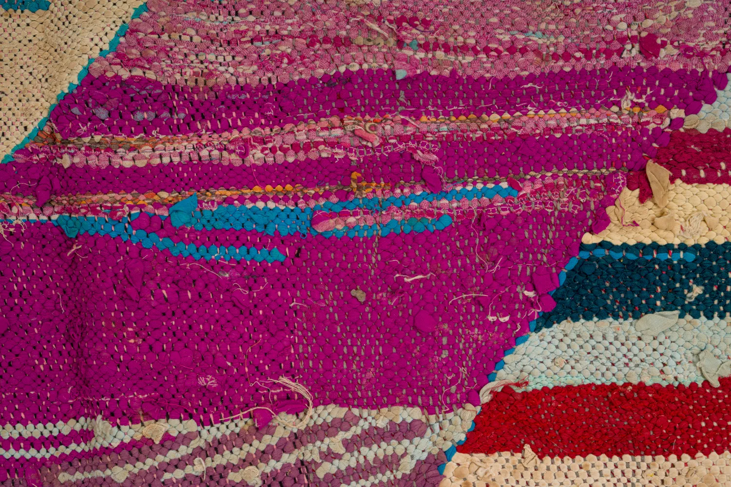Marokkansk Boucherouite-teppe 135 x 245 cm