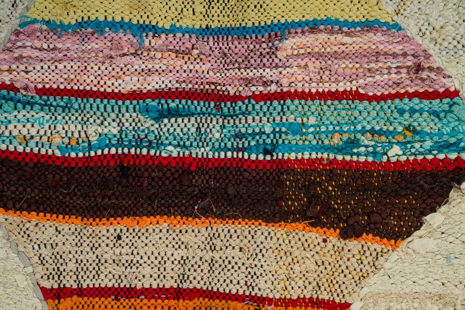Marokkansk Boucherouite-teppe 125 x 265 cm
