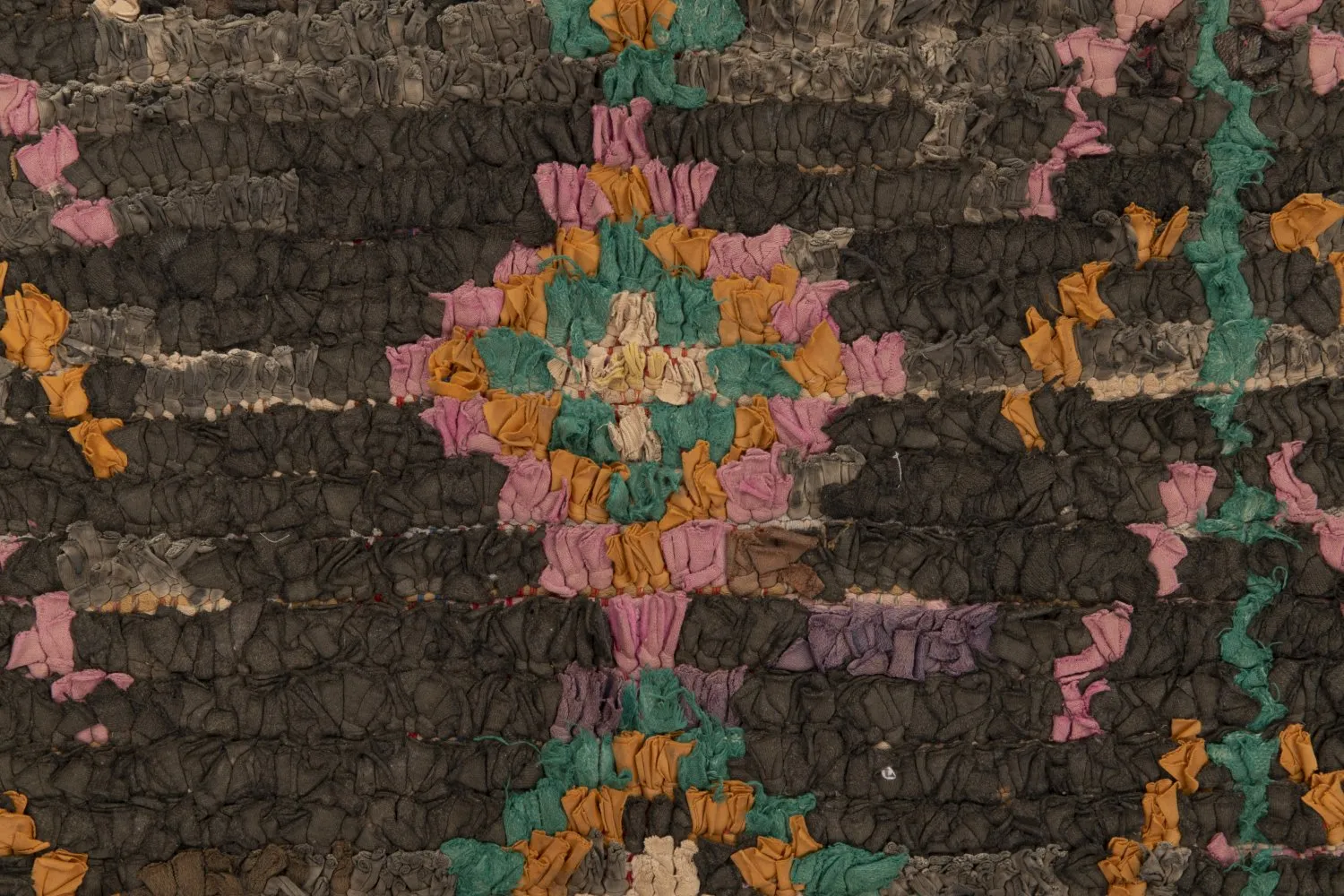 Marokkansk Boucherouite-teppe 180 x 120 cm