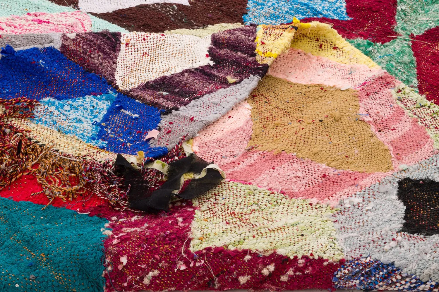 Marokkansk Boucherouite-teppe 150 x 255 cm
