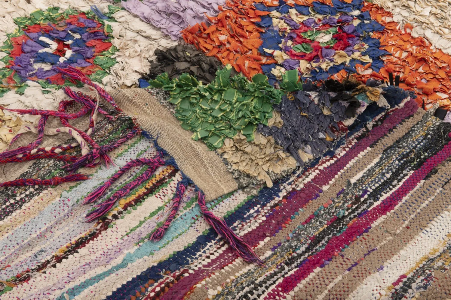 Marokkansk Boucherouite-teppe 260 x 135 cm