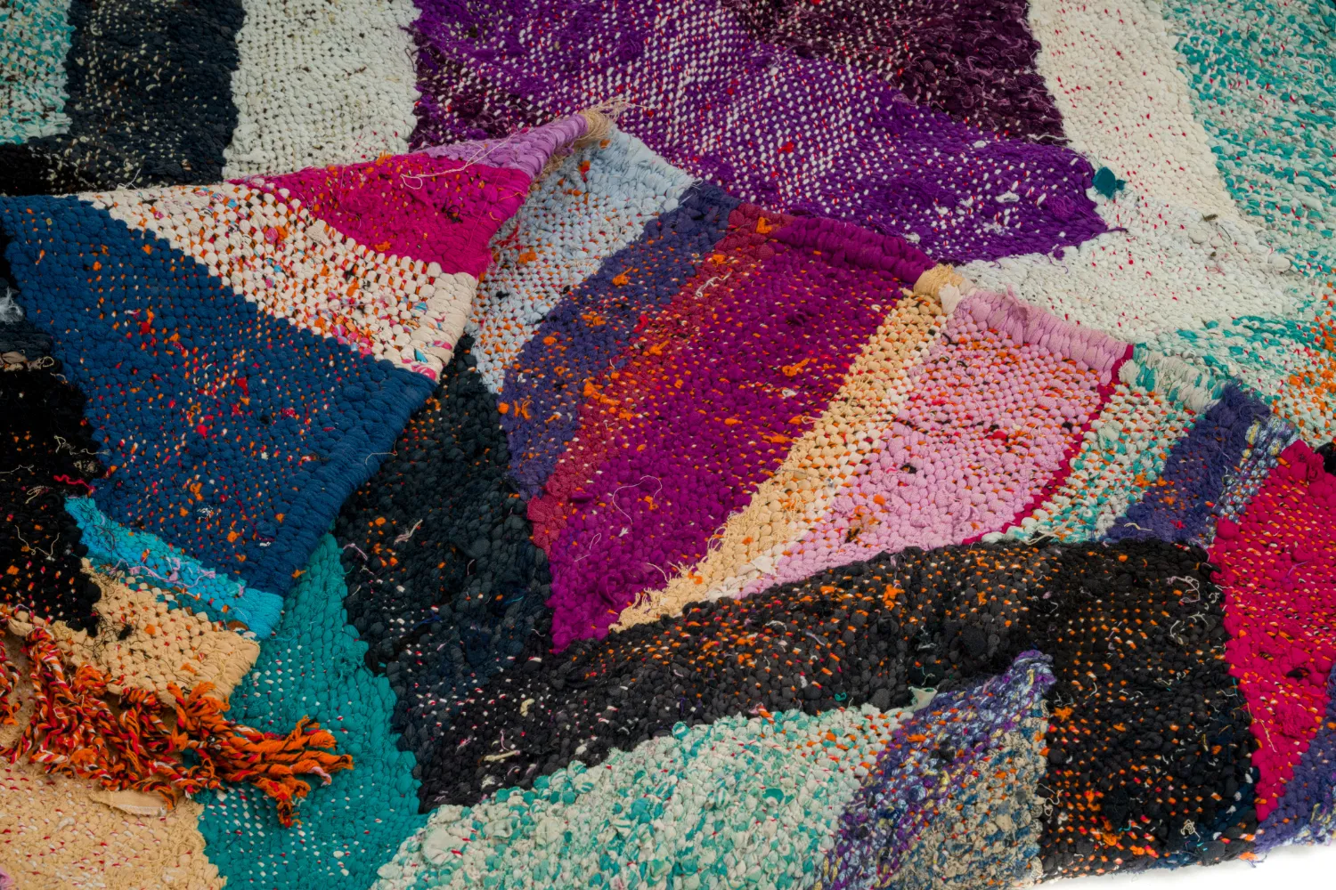 Marokkansk Boucherouite-teppe 130 x 235 cm