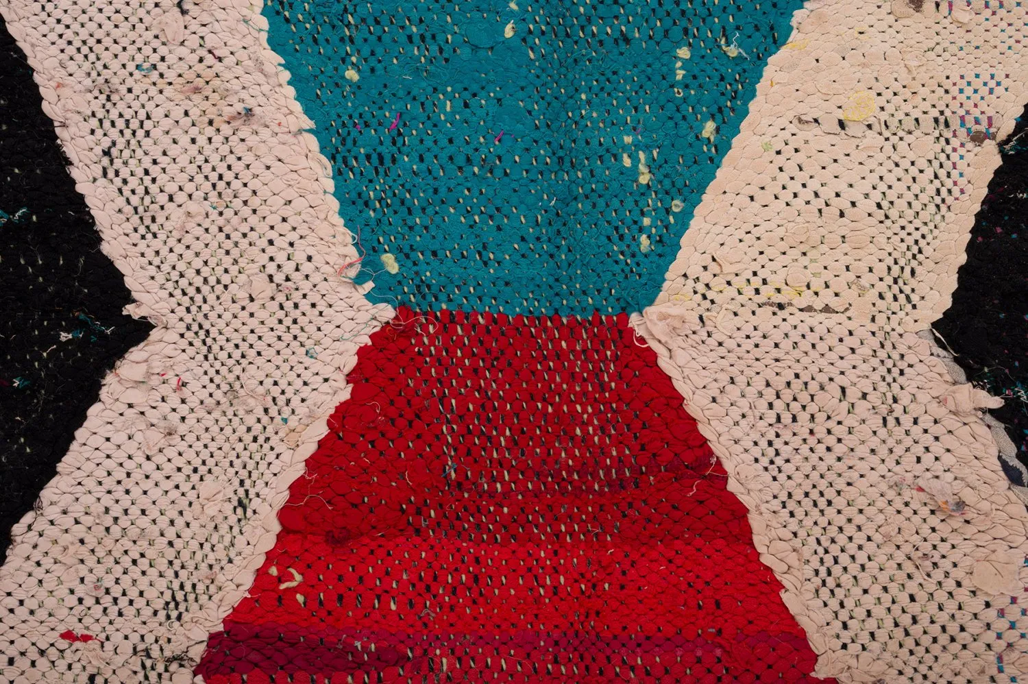 Marokkansk Boucherouite-teppe 145 x 265 cm