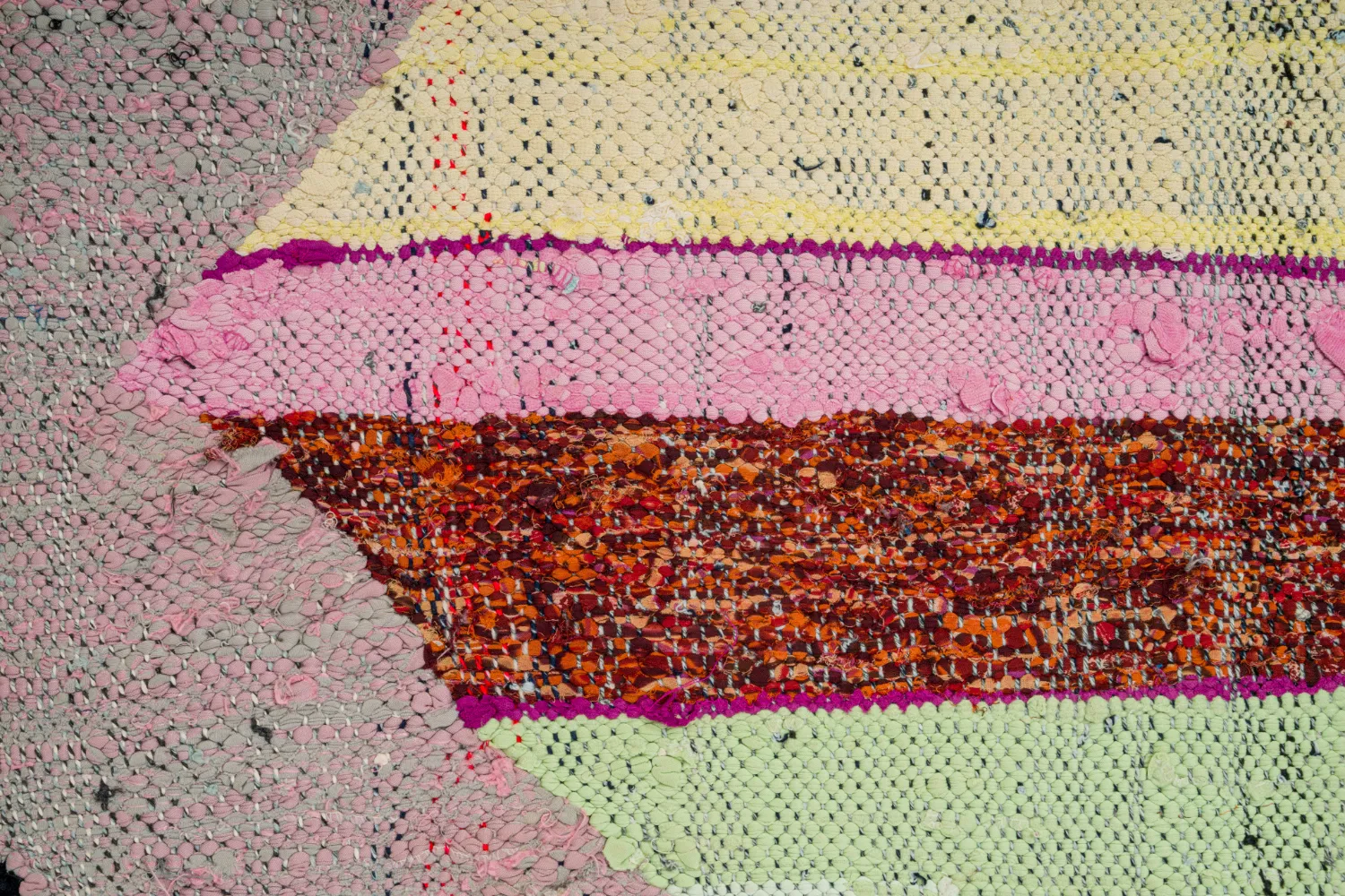 Marokkansk Boucherouite-teppe 130 x 230 cm