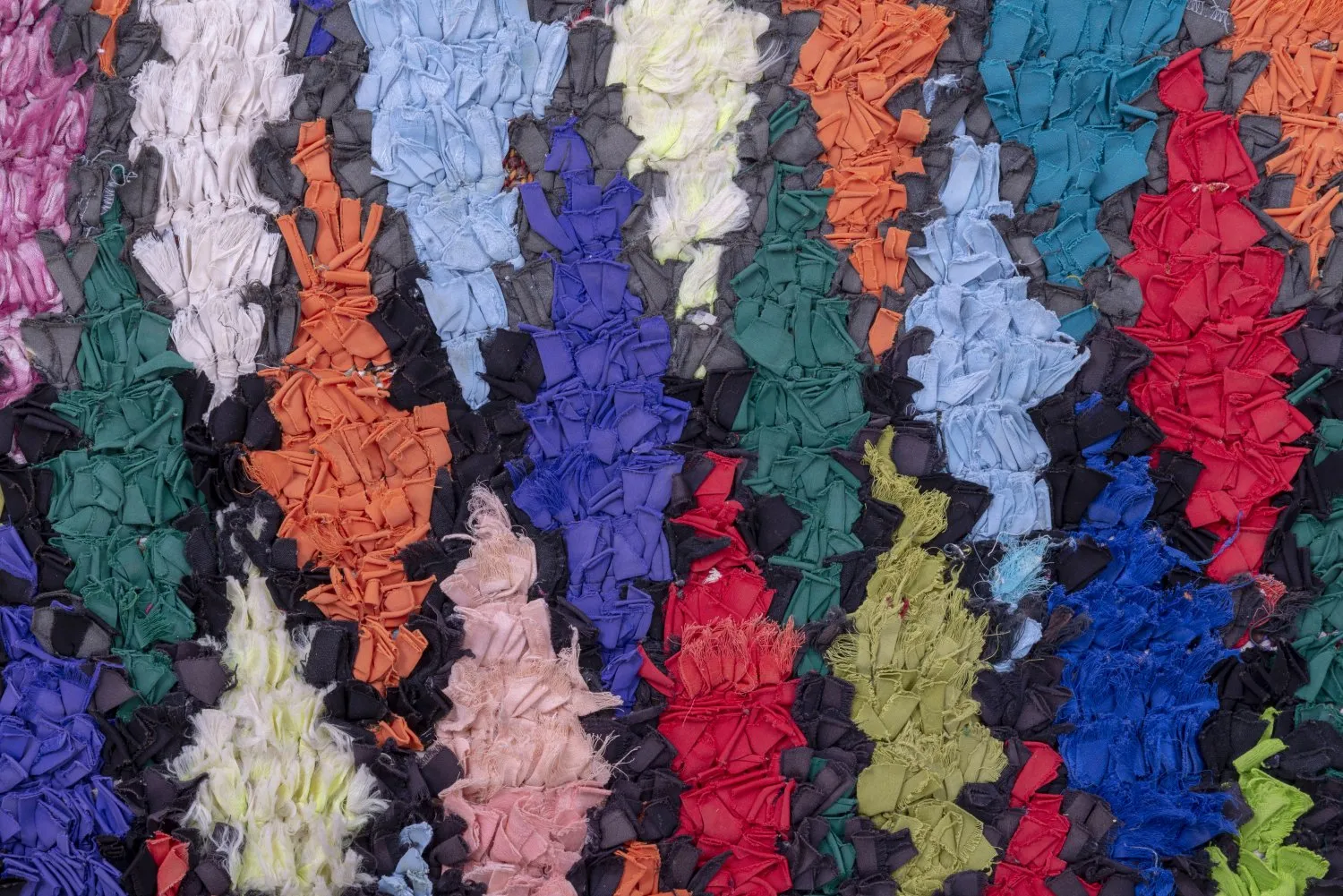 Marokkansk Boucherouite-teppe 230 x 115 cm