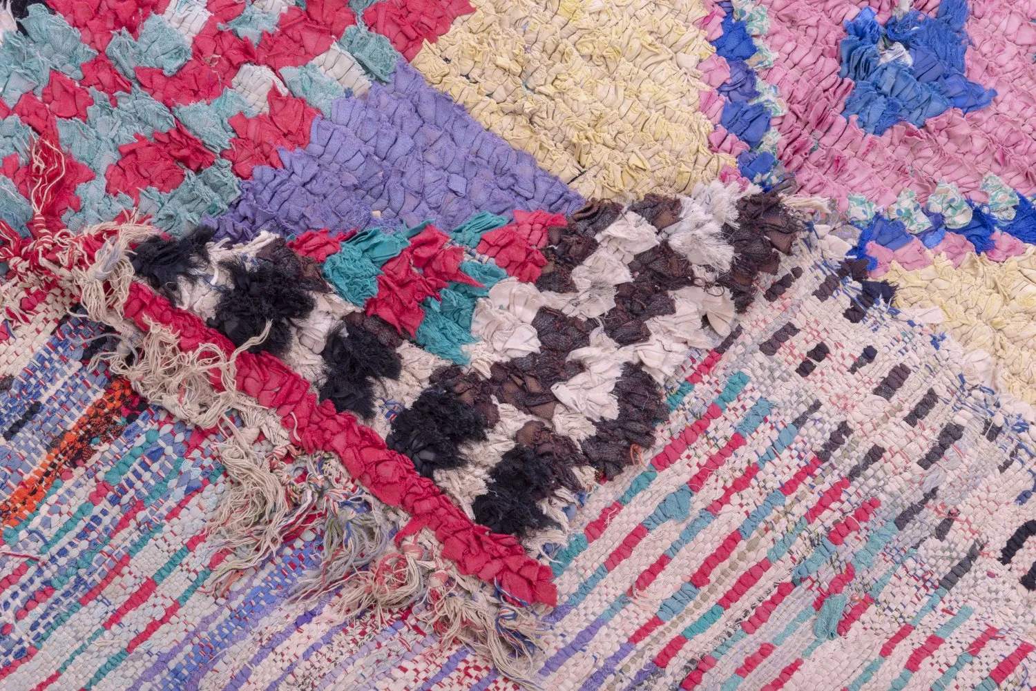 Marokkansk Boucherouite-teppe 225 x 125 cm