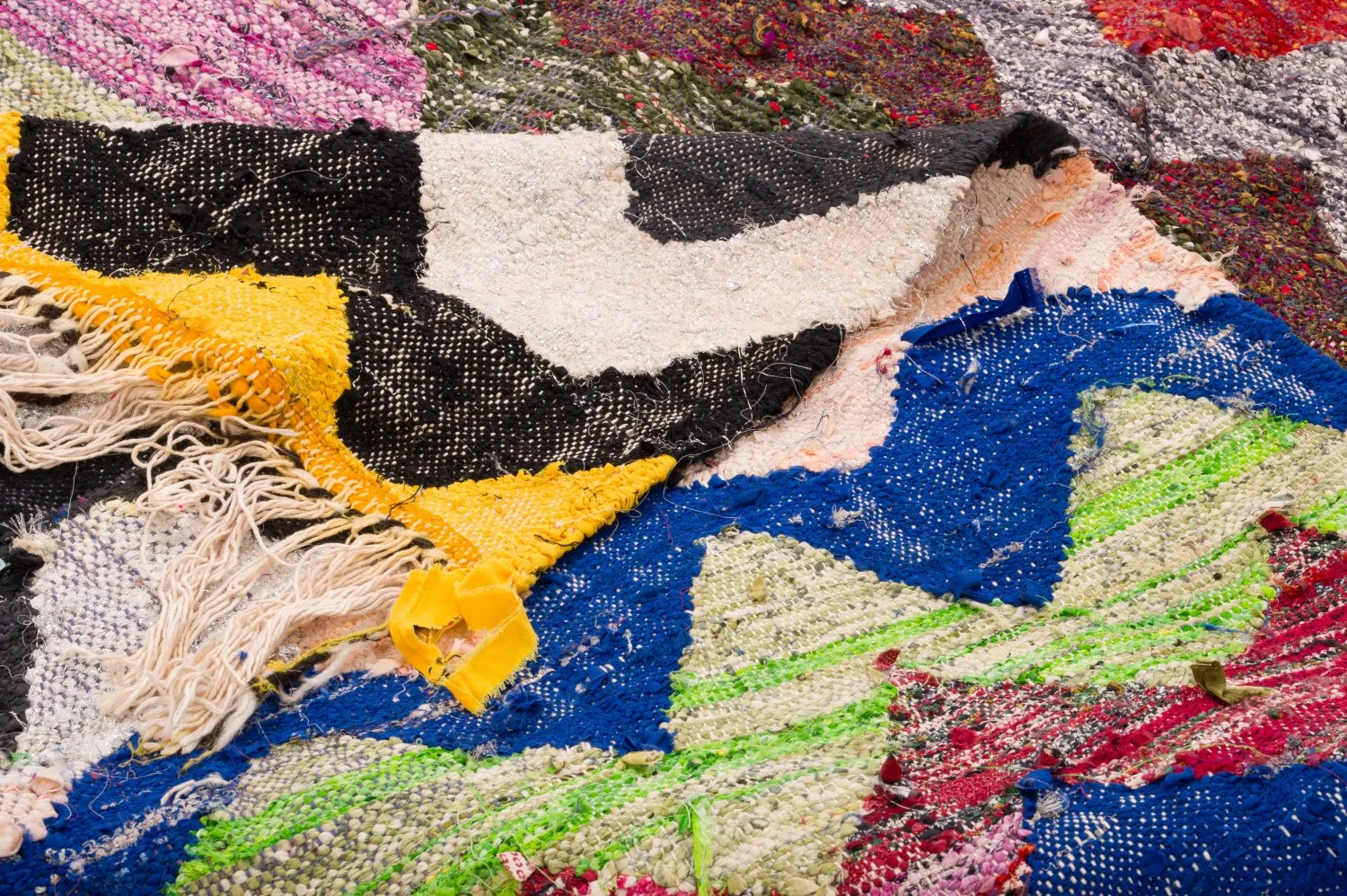 Marokkansk Boucherouite-teppe 125 x 245 cm