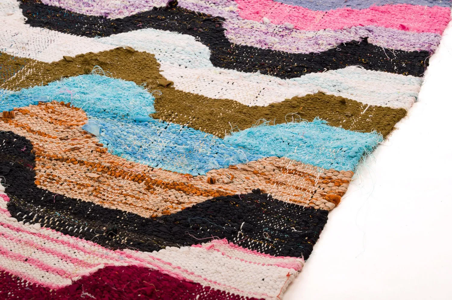 Marokkansk Boucherouite-teppe 140 x 265 cm