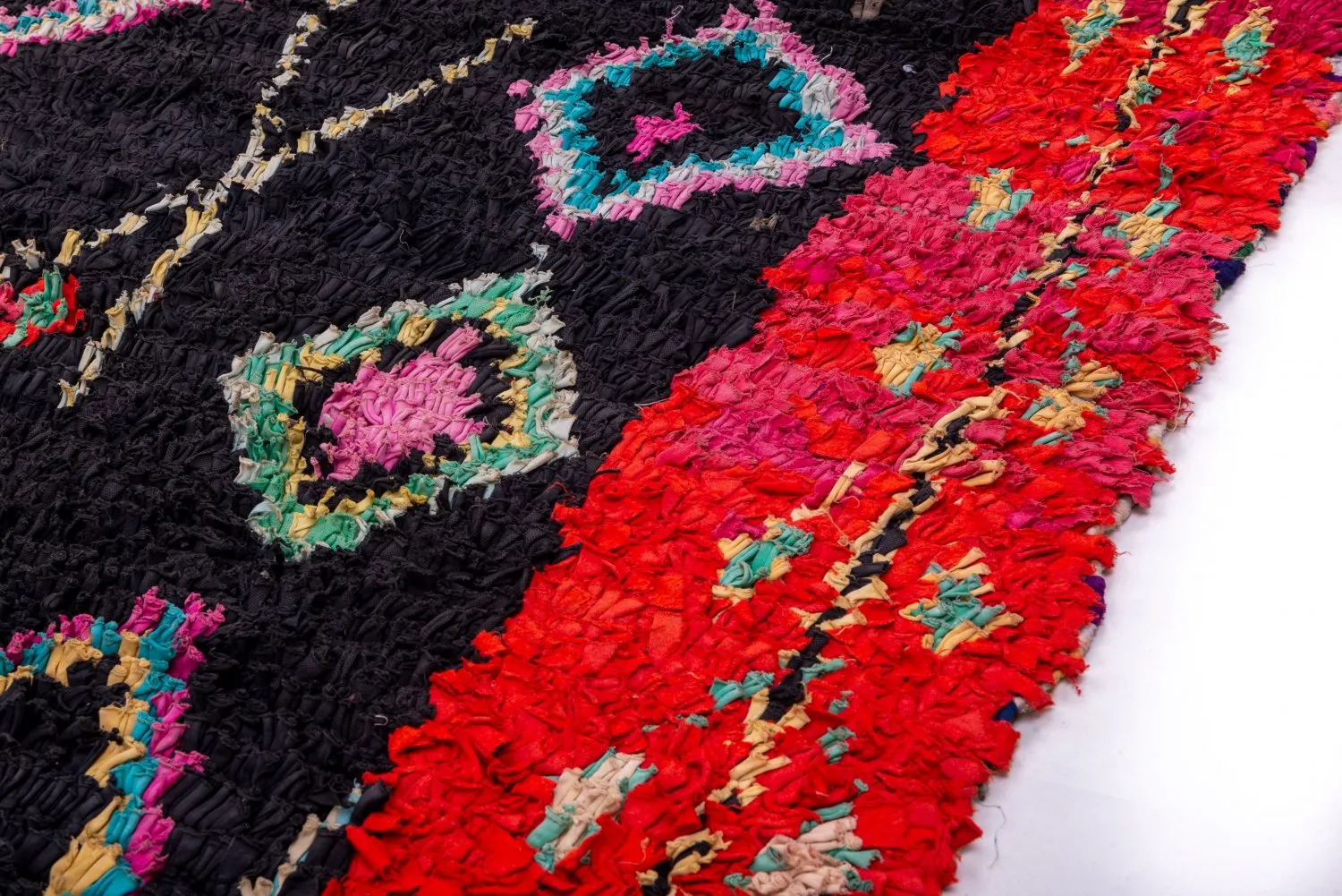 Marokkansk Boucherouite-teppe 250 x 175 cm