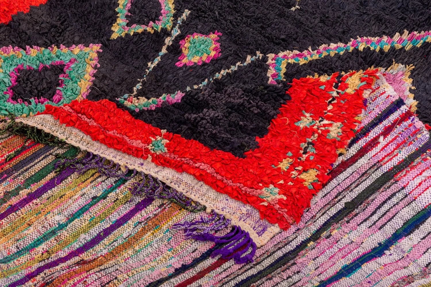 Marokkansk Boucherouite-teppe 250 x 175 cm