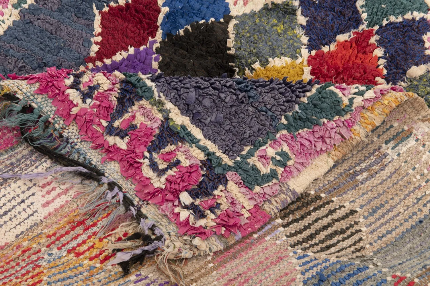 Marokkansk Boucherouite-teppe 245 x 110 cm