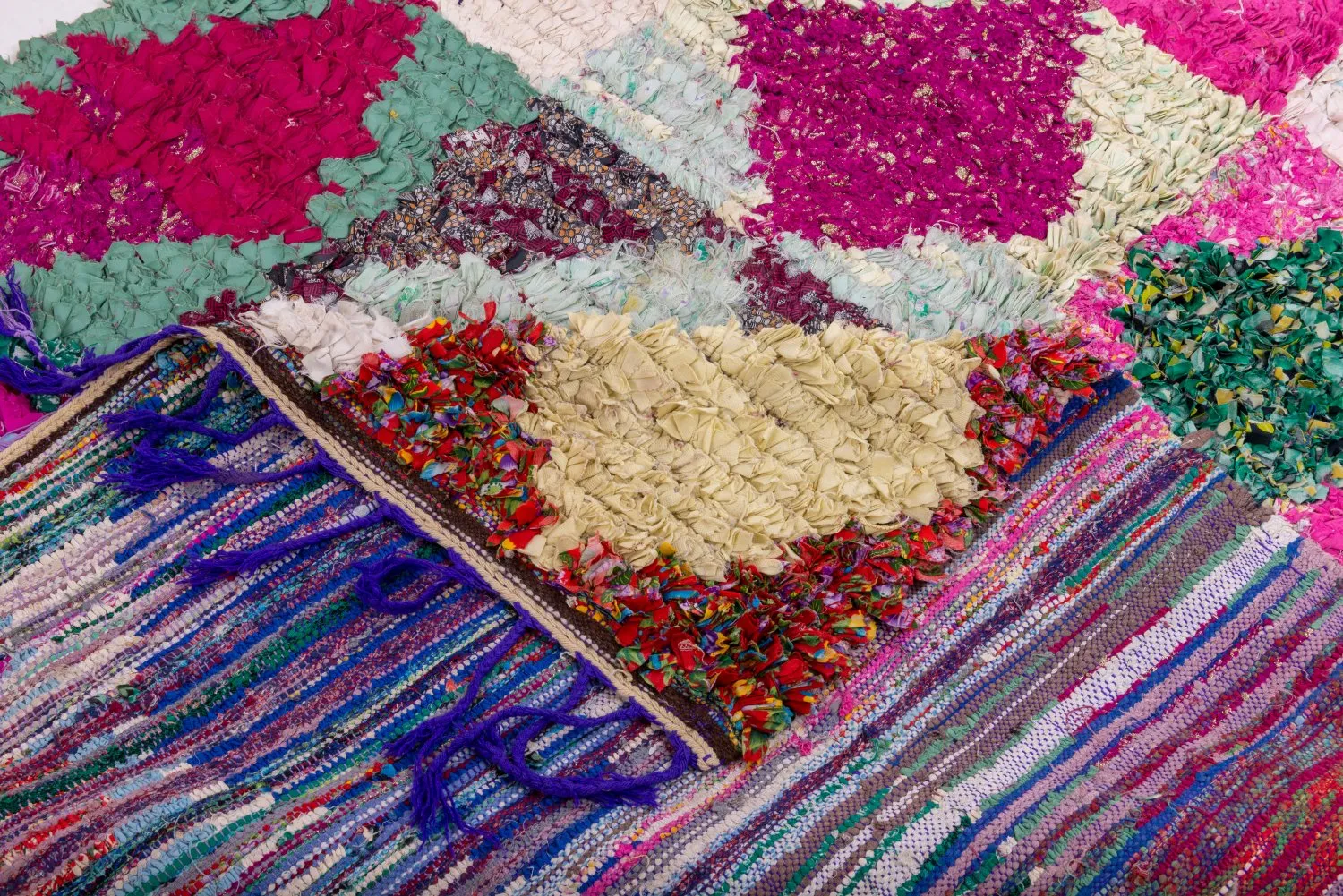 Marokkansk Boucherouite-teppe 265 x 155 cm