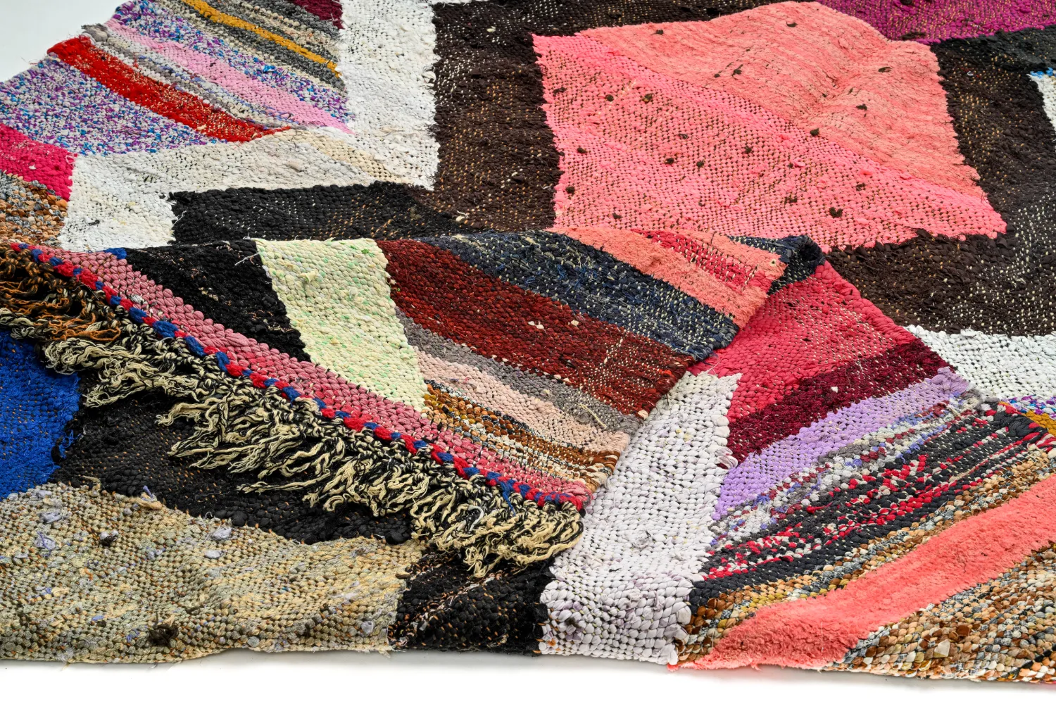 Marokkansk Boucherouite-teppe 140 x 245 cm