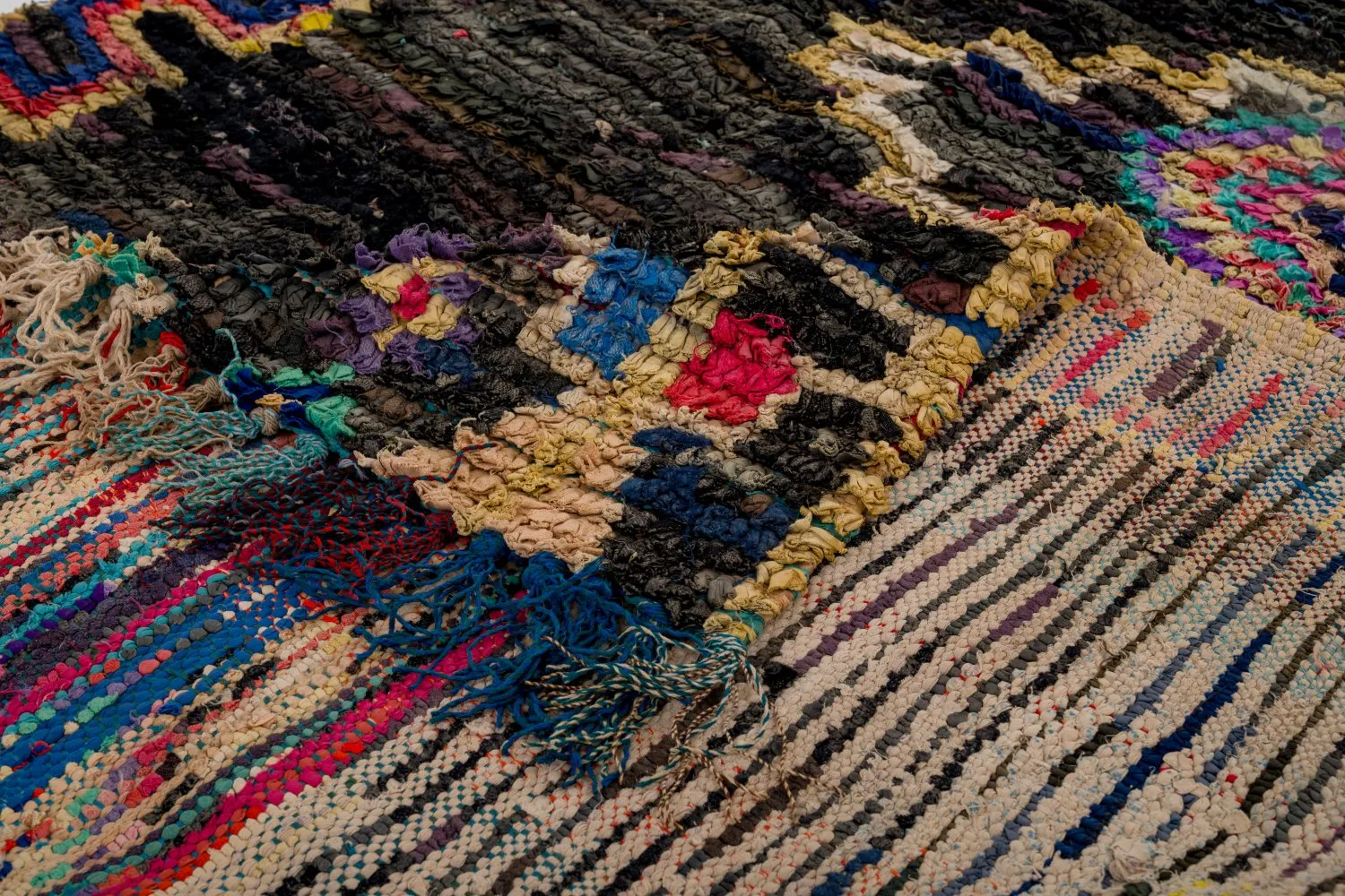 Marokkansk Boucherouite-teppe 275 x 145 cm