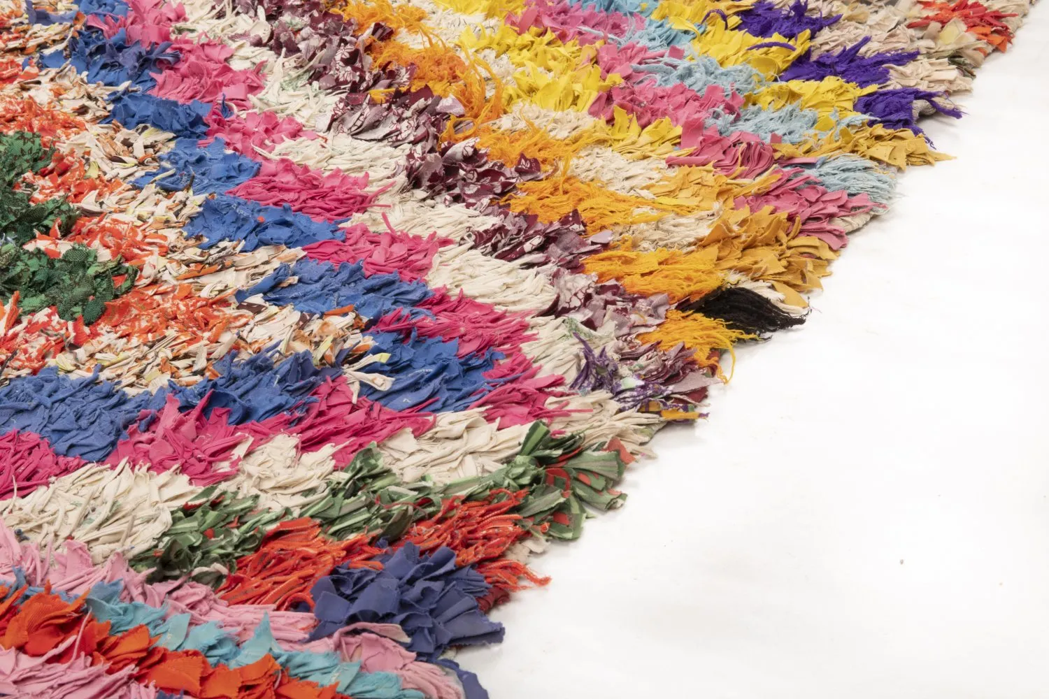 Marokkansk Boucherouite-teppe 215 x 170 cm