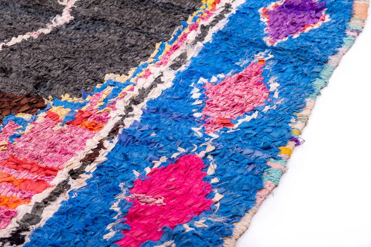 Marokkansk Boucherouite-teppe 275 x 155 cm