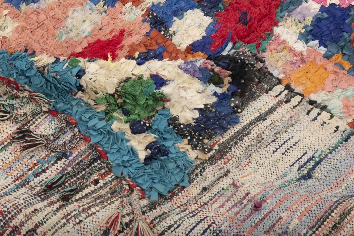 Marokkansk Boucherouite-teppe 220 x 140 cm