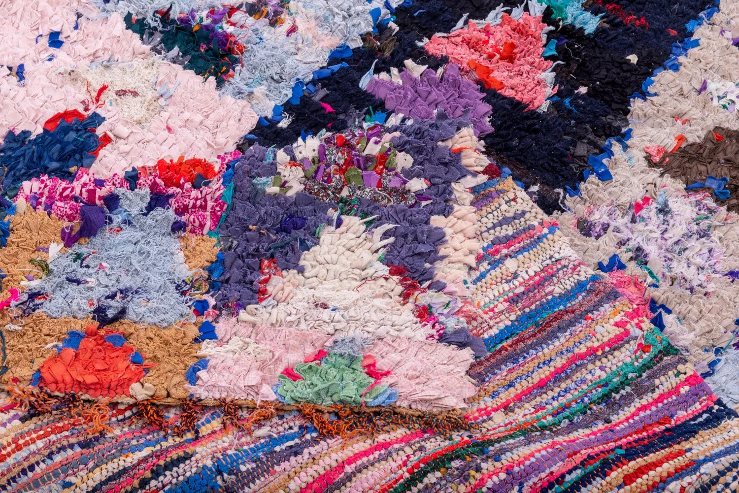 Marokkansk Boucherouite-teppe 225 x 120 cm