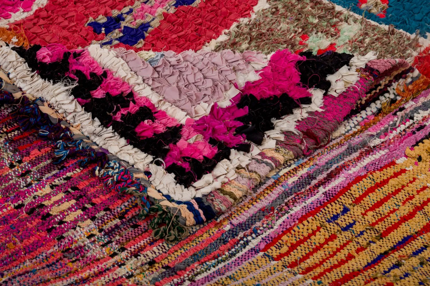 Marokkansk Boucherouite-teppe 360 x 130 cm