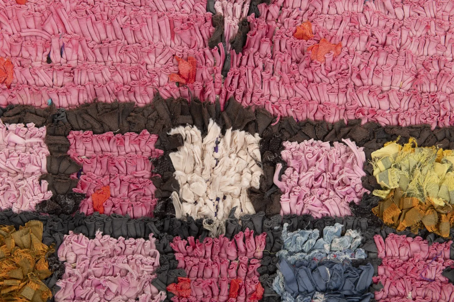 Marokkansk Boucherouite-teppe 225 x 150 cm