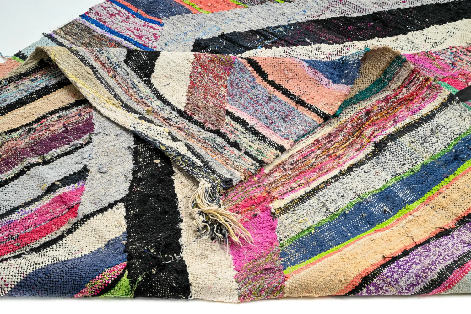 Marokkansk Boucherouite-teppe 135 x 240 cm