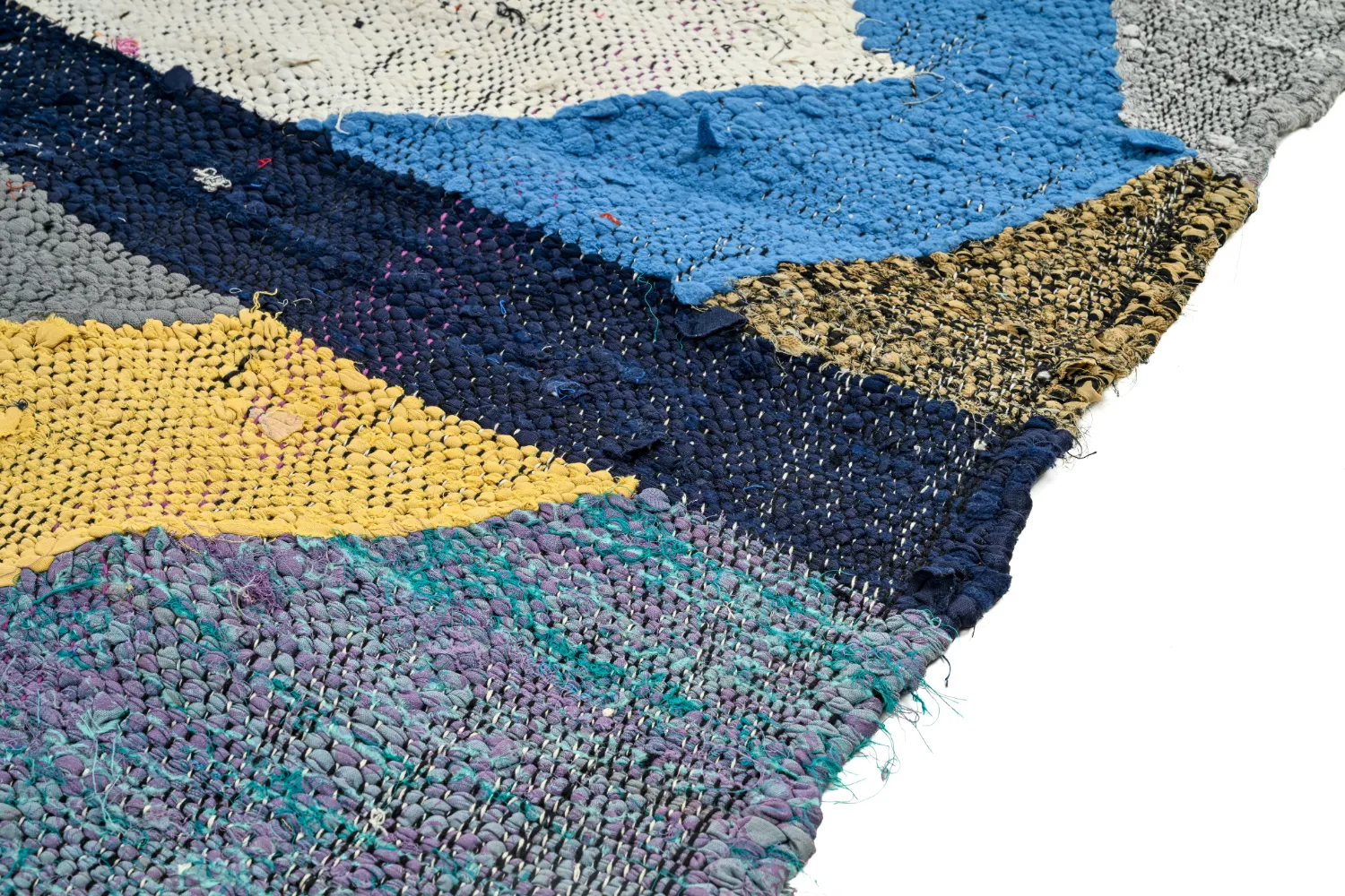 Marokkansk Boucherouite-teppe 135 x 250 cm