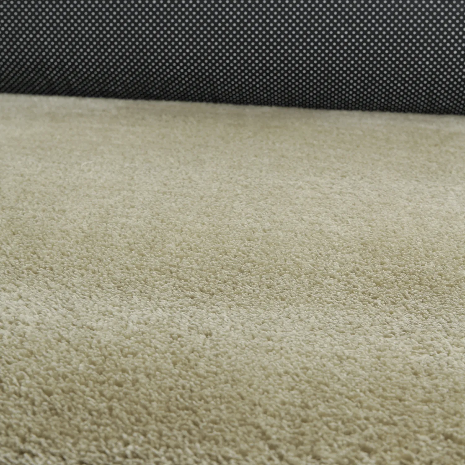 Asymmetrisk Bølgete Ryeteppe - Aranga Super Soft Fur (lysegrønn)