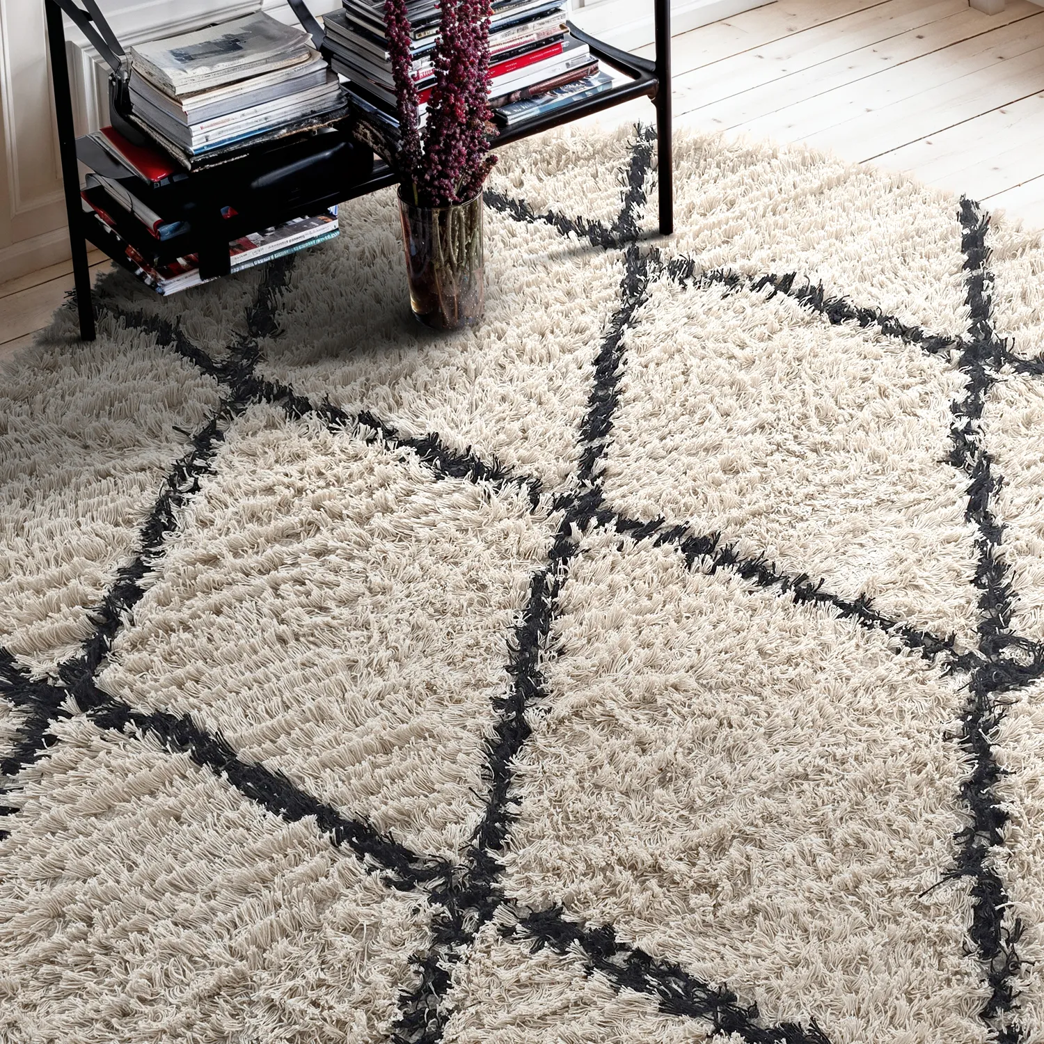Rundt teppe - Alcott Natural Cotton Shaggy (svart/hvitt)