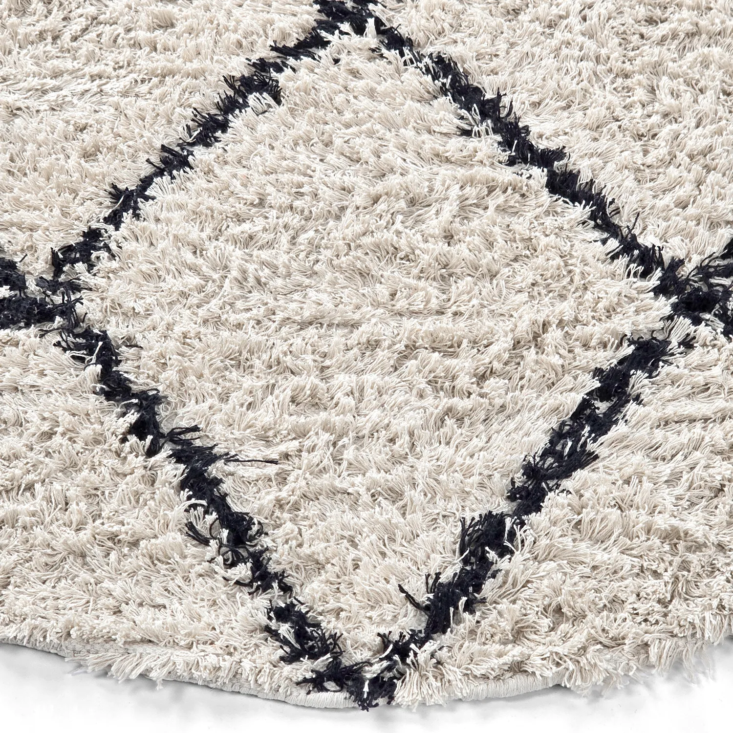 Rundt teppe - Alcott Natural Cotton Shaggy (svart/hvitt)