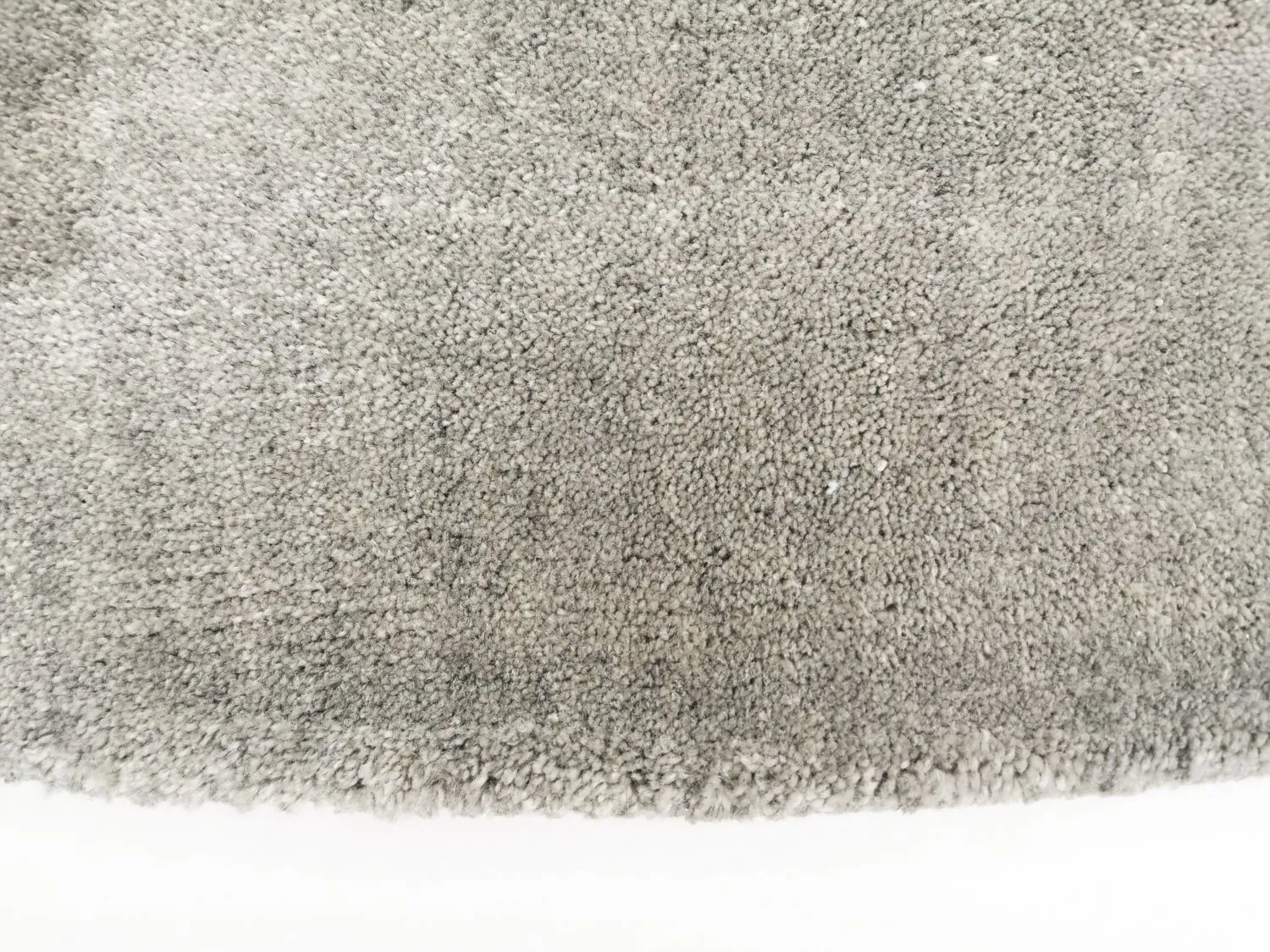 Rundt teppe - Recycled PET with viscose look (grå)
