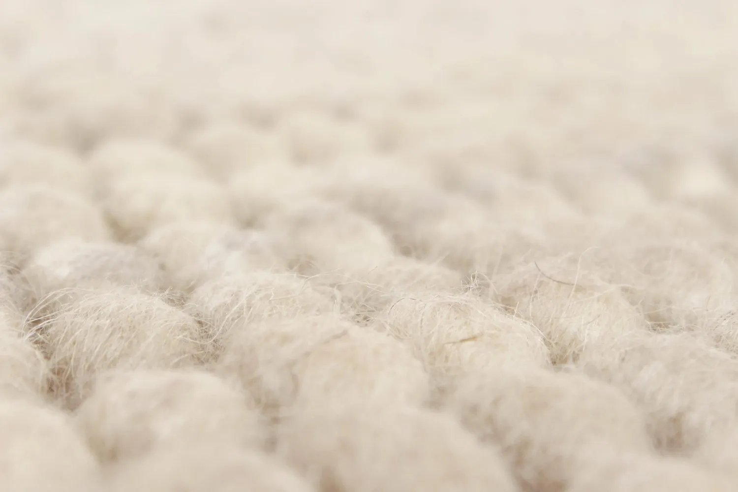 Ullteppe - Avafors Wool Bubble (beige)