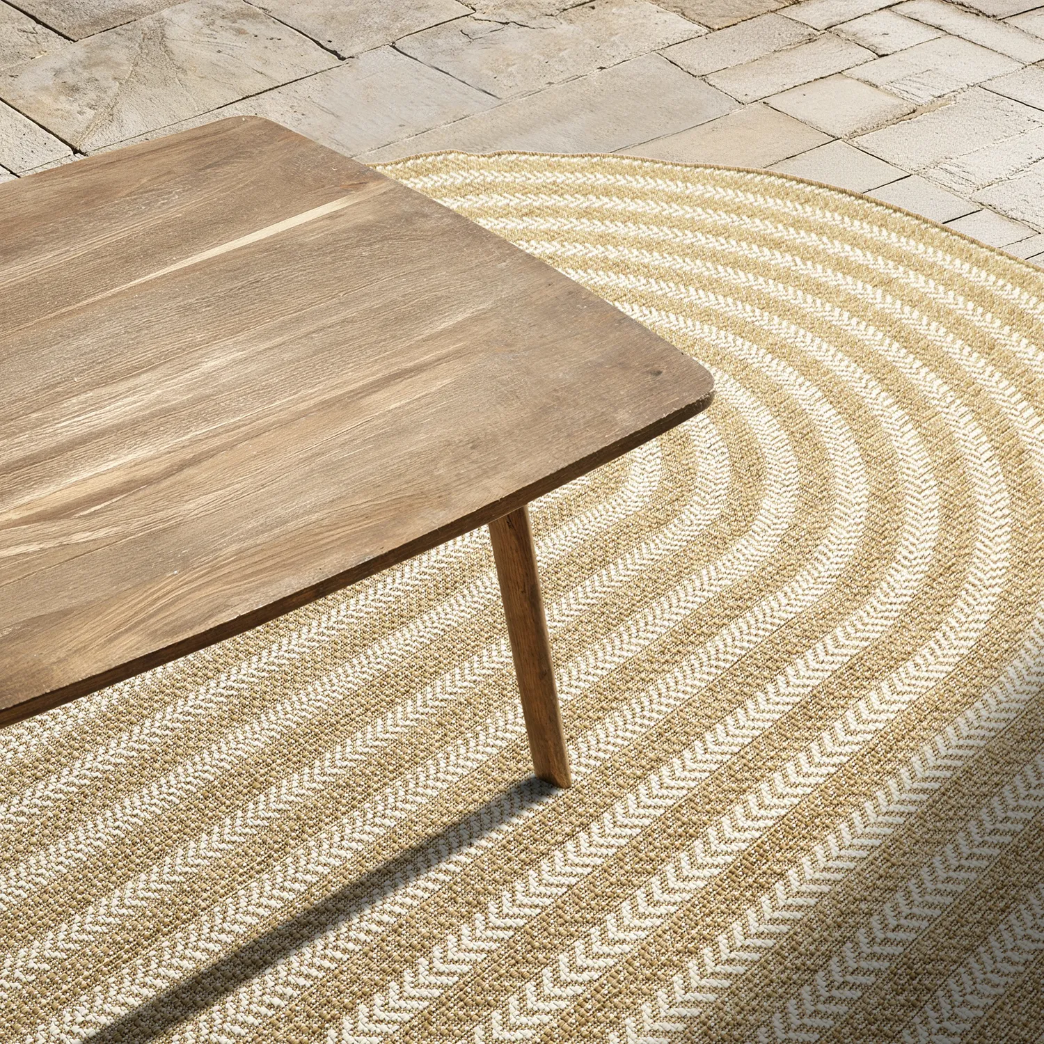 Ovalt teppe - Indoor/outdoor Leander (natur)