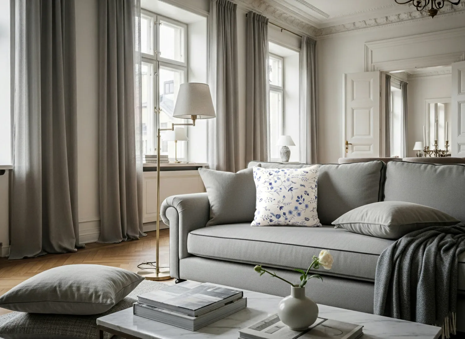 Putetrekk - Stavanger Embroidered Cushion Cover (multi)