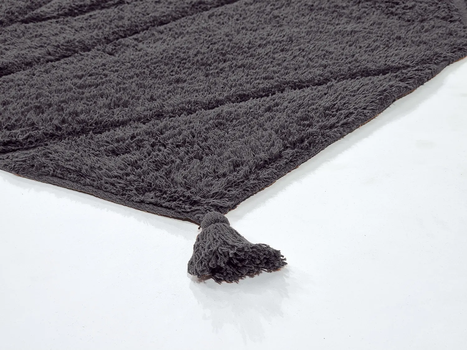 Ryetepper - Andrea Natural Cotton Shaggy (svart)