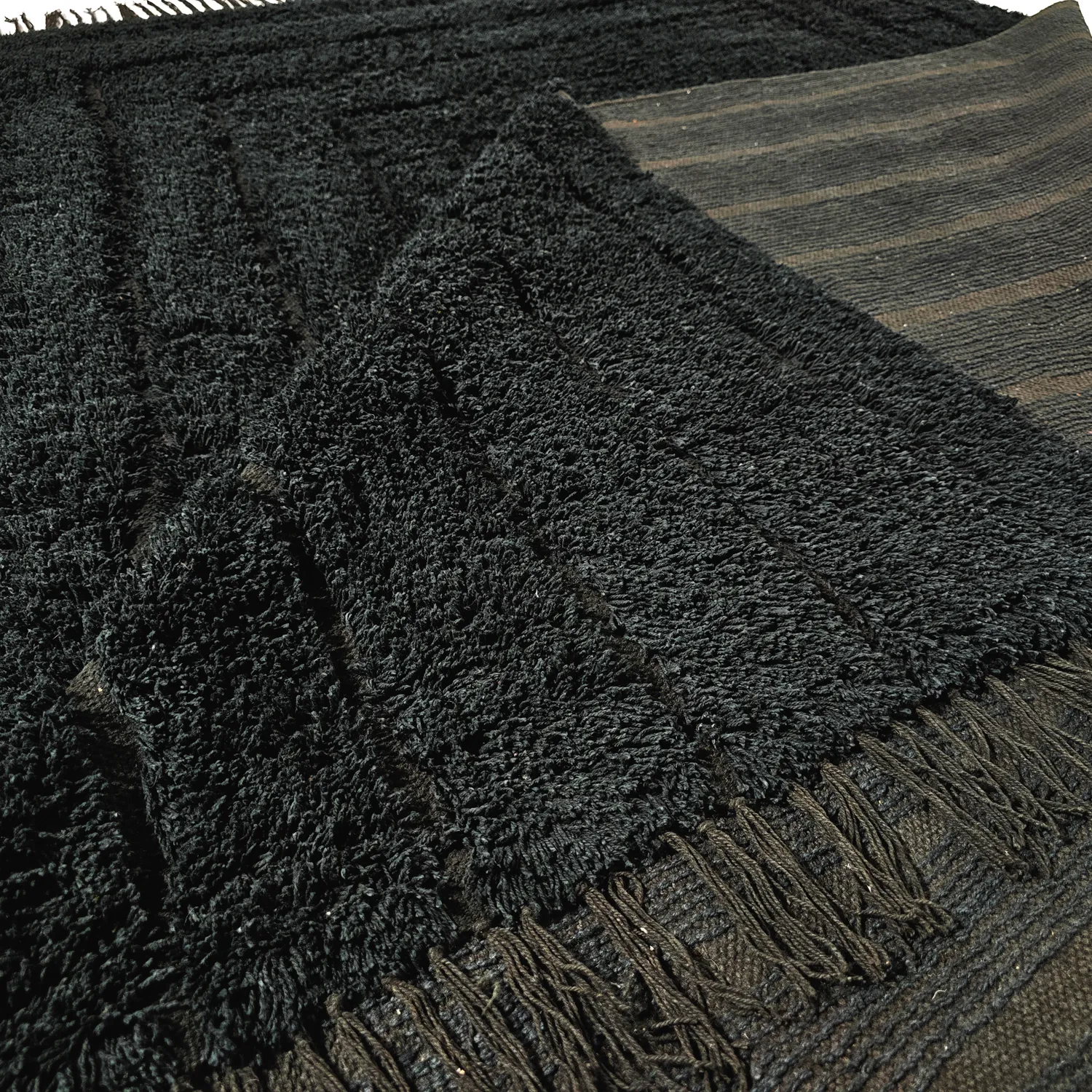 Ryetepper - Farley Natural Cotton Shaggy (svart)