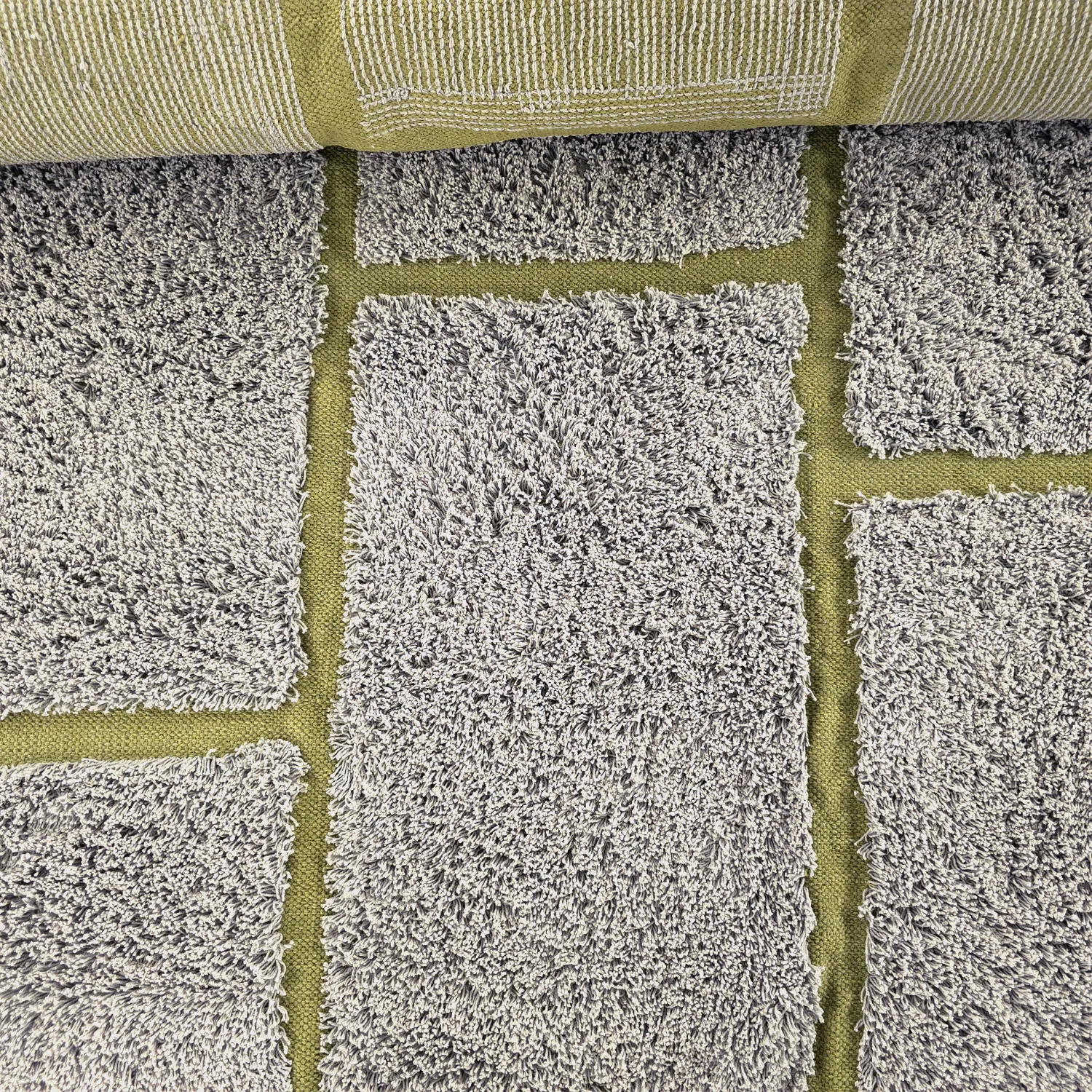 Ryetepper - Lindley Natural Cotton Shaggy (greige/grønn)