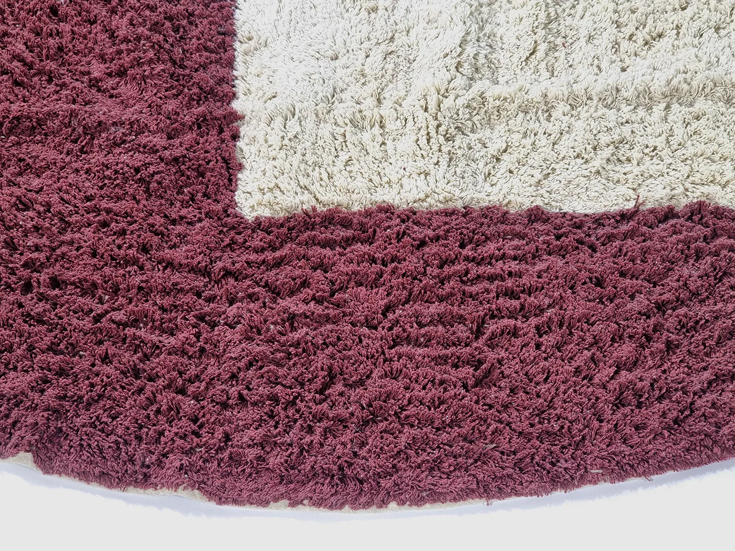 Runde tepper - Ricco Natural Cotton Shaggy (offwhite/burgunder)