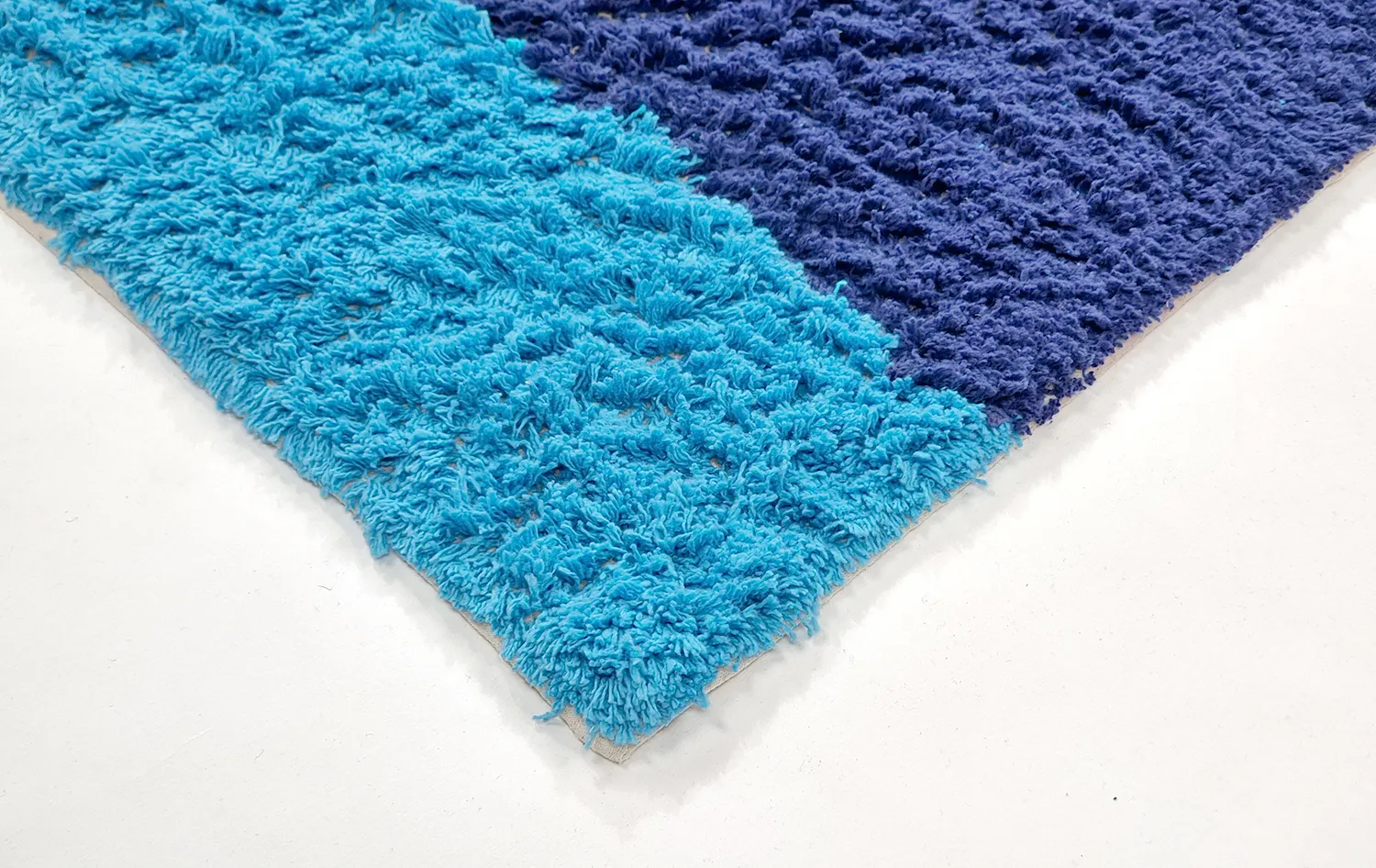 Ryetepper - Taro Natural Cotton Shaggy (blå)