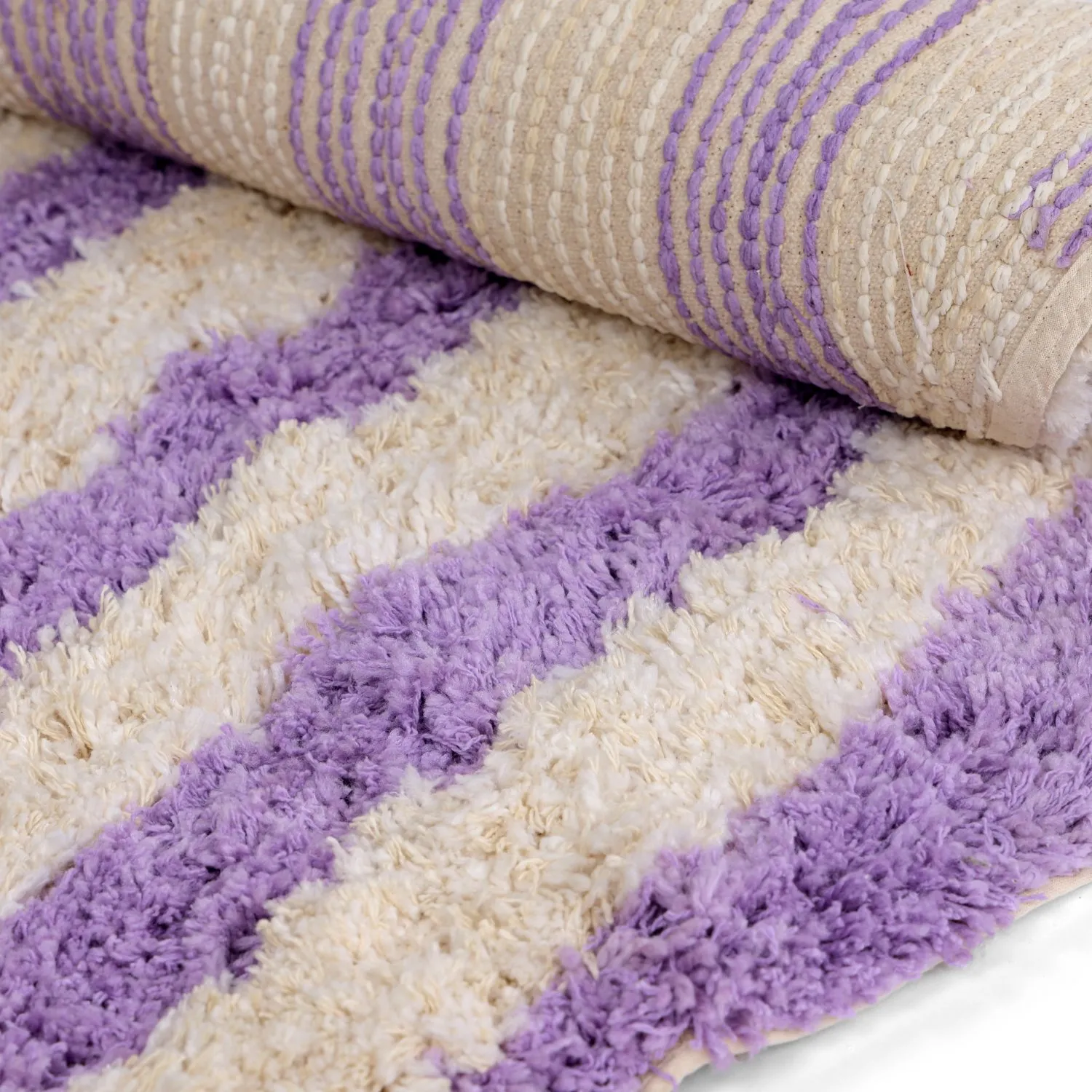 Rundt teppe - Thira Stripe Cotton Shaggy (krem/lys lilla)