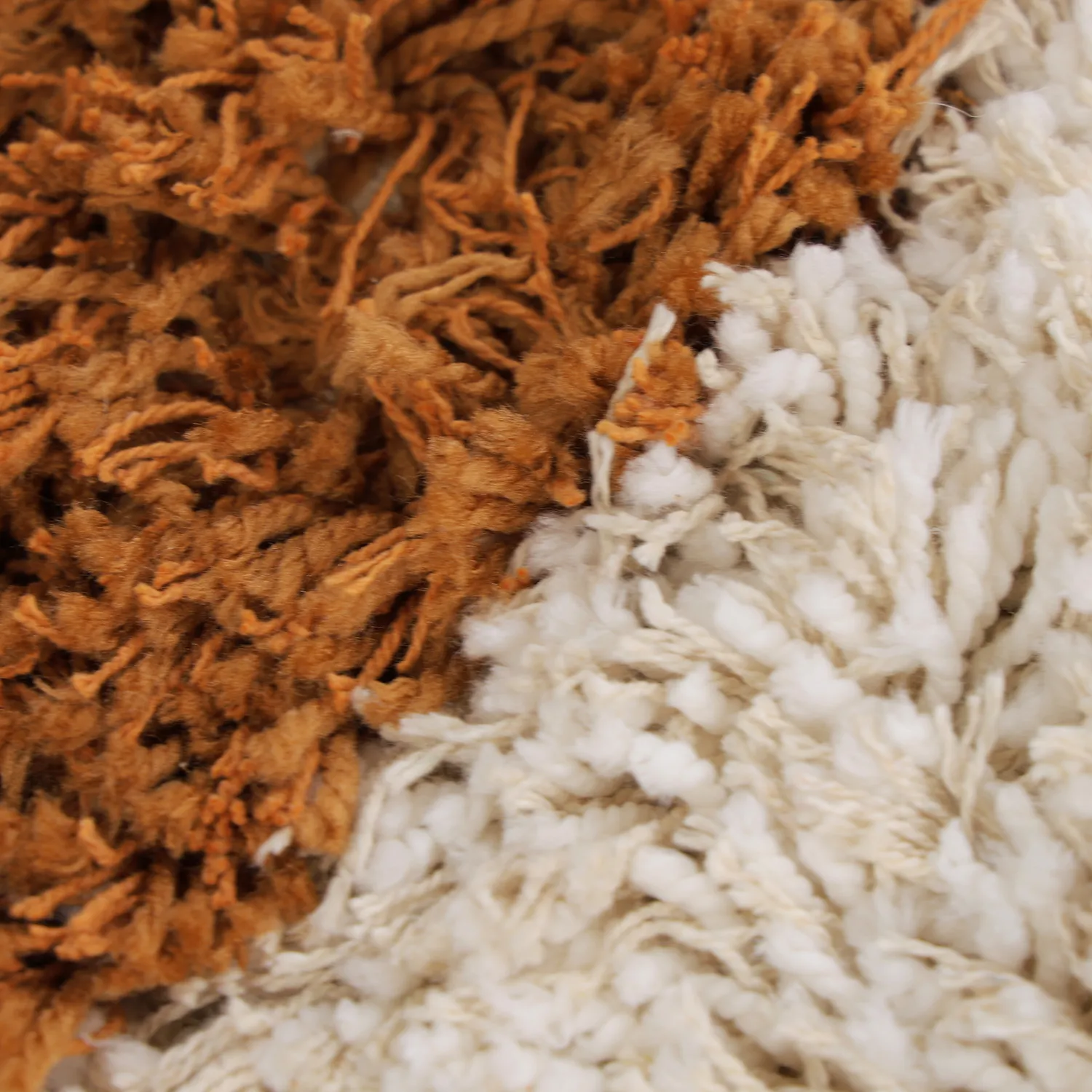 Rundt teppe - Kalymnos Natural Cotton Shaggy (offwhite/okergul)