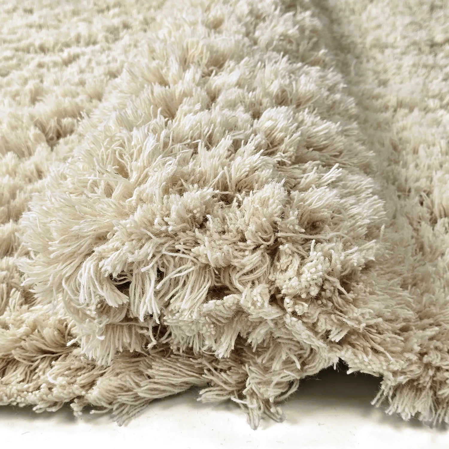 Ryetepper - Fassale Hand Woven Wool Shaggy (krem)
