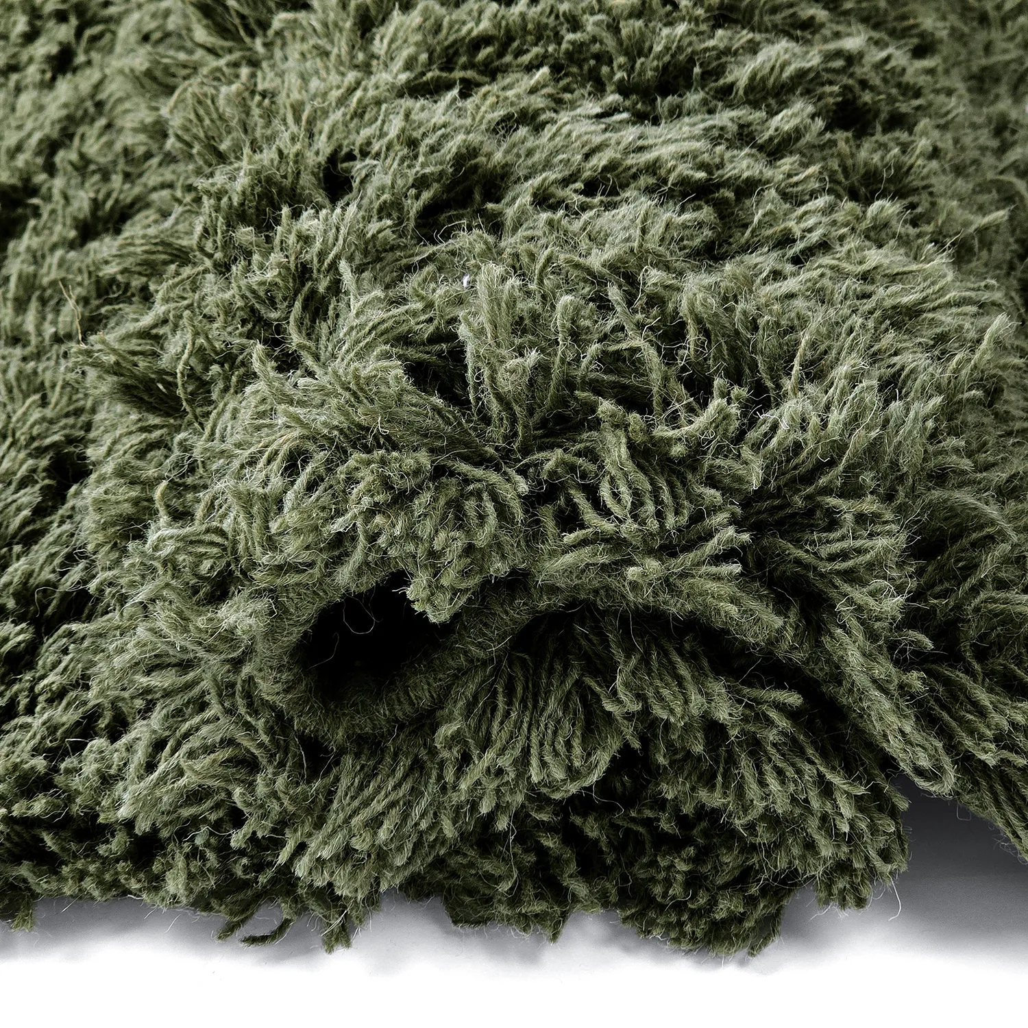 Ryetepper - Fassale Hand Woven Wool Shaggy (mosegrønn)